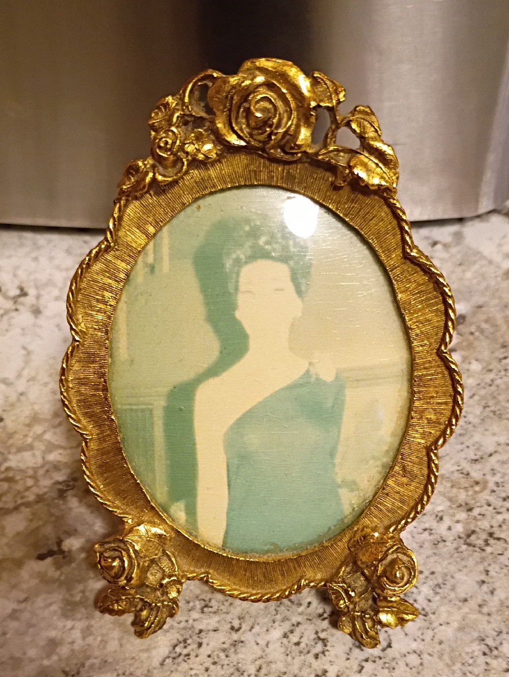 24K Gold Plated Ornate Rose Frame - Convex Glass